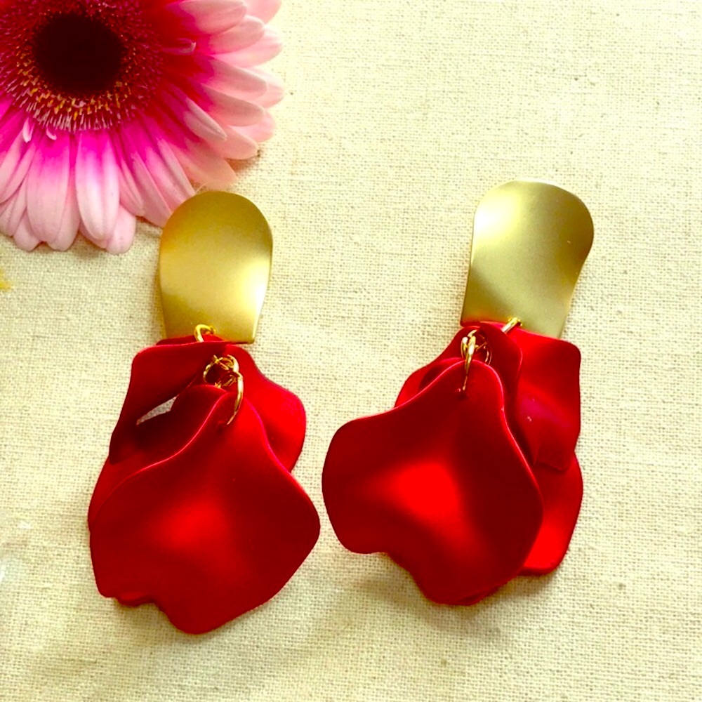 Sexy red  petal statement drop earrings!